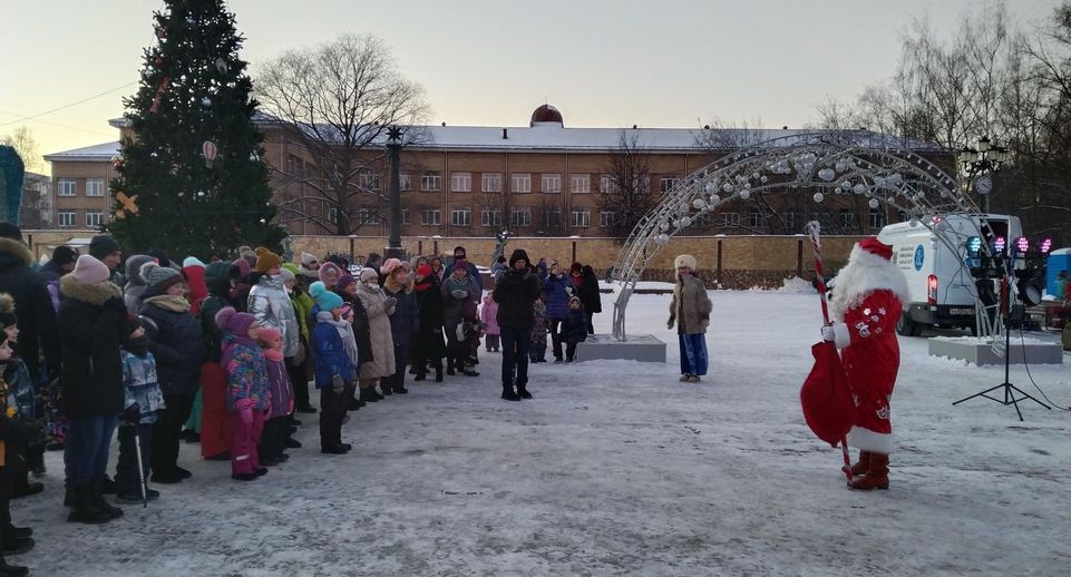 На площади Молодежи в Раменском прошли главные Рождественские гуляния
